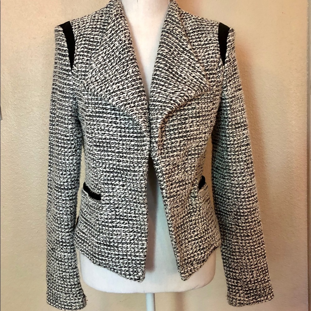 Banana Republic Fitted Tweed Blazer size 10P